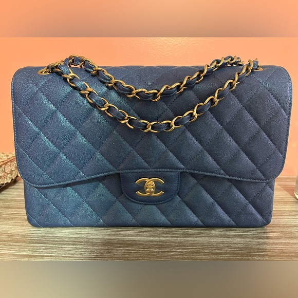 CHANEL Handbags - Chanel bag